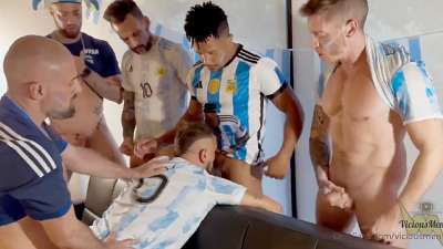 Campeoano Del Mundo - VictorOnee, ViciousMen, Dave Wikkinston, Jhan Hernandez, Marchelo, Joriz Leonard - OnlyGayPorn