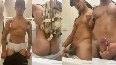 ManuelKornisiuk jerks with a Fleshjack - OnlyGayPorn