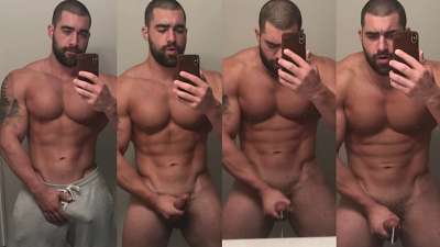 BuffManBrad jerks off in the bathroom - OnlyGayPorn