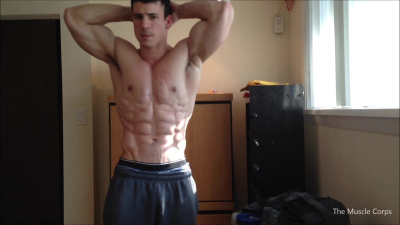 Flexing and showing off my rock hard muscles - John Hirka - OnlyGayPorn