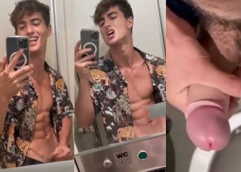 Young twink jerks off in the train bathroom - OnlyGayPorn
