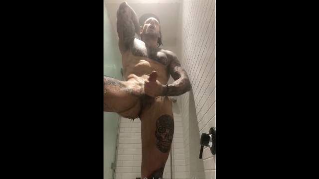 Papi Kocic - OnlyGayPorn