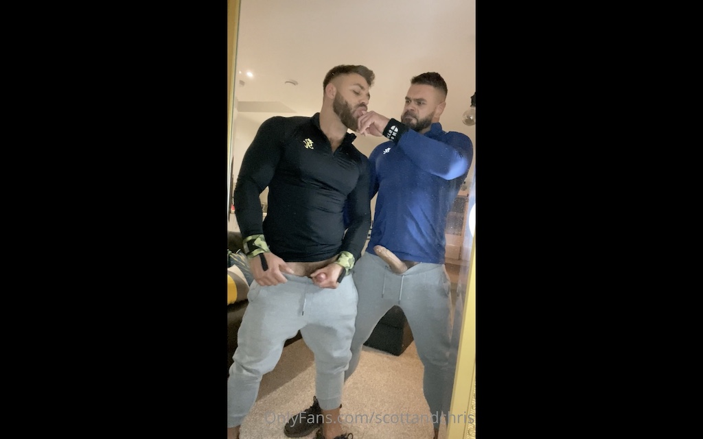 Jerking off with my boyfriend and cumming together ScottandChris - OnlyGayPorn