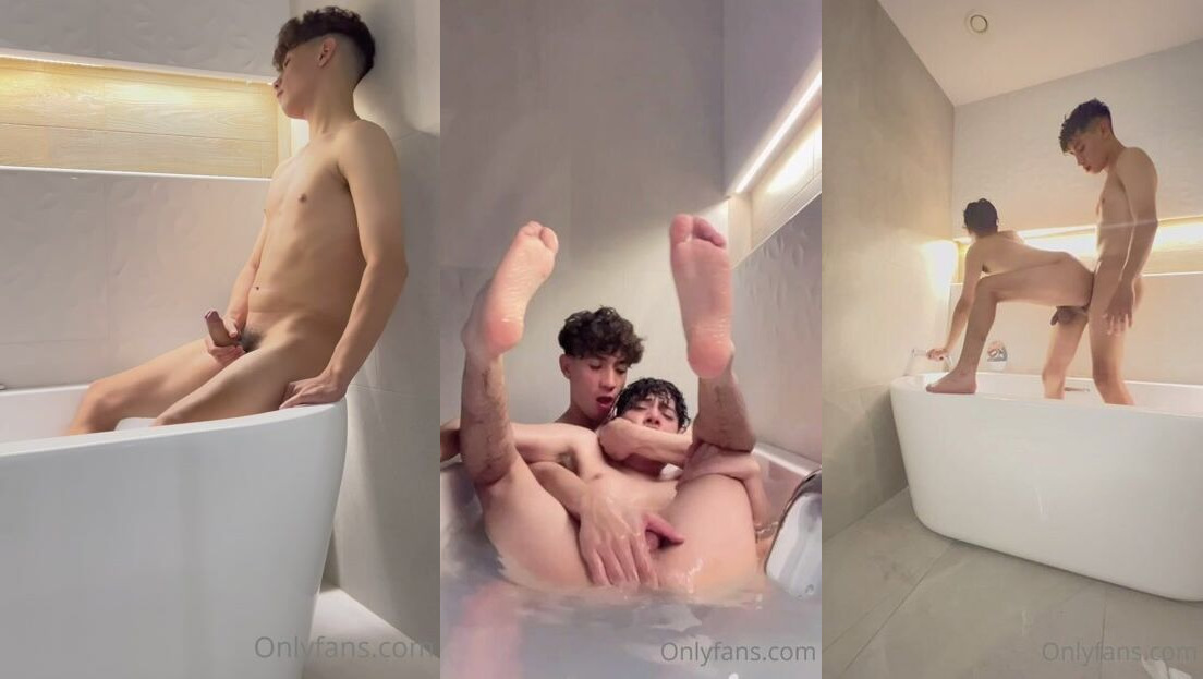 alejososad – Two Mexicans twinks fuck in bathtub