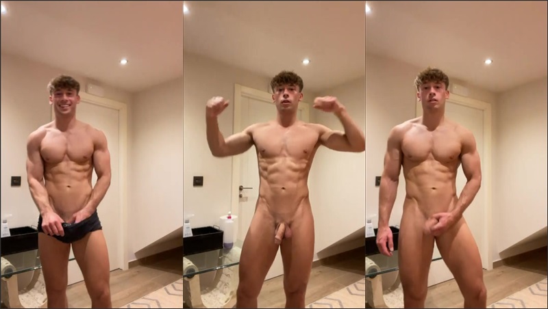 Irish-X Naked Flexing Showoff