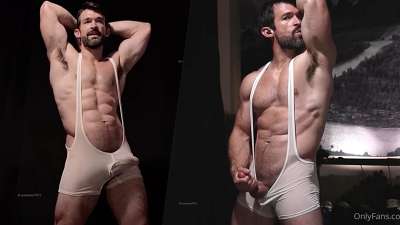 Maximus7871 - Wet Singlet Teasing Show