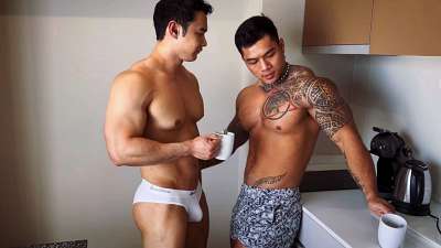 Peedeedi and PinkyQuocNguyen fuck and clean up in the shower