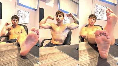 FlexMasterJoe Foot Worship Fetish Session 3