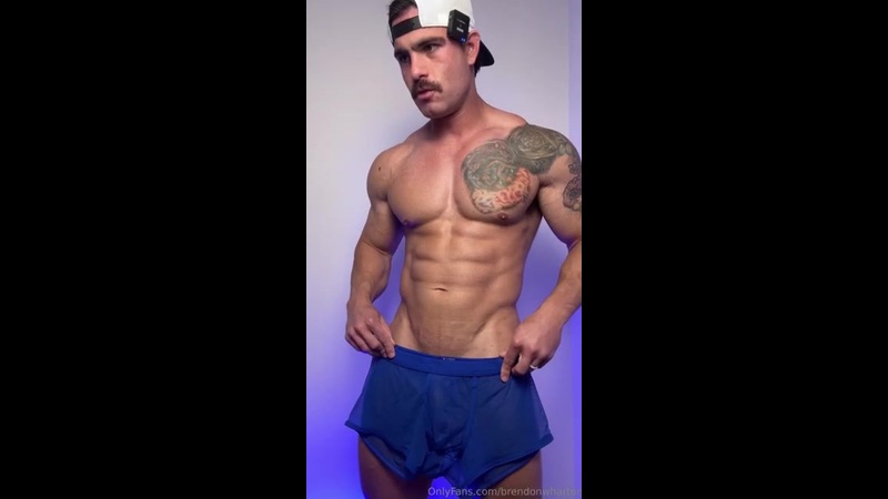 Brendon Wharton jerks off in underwear and shoots big load over muscular body