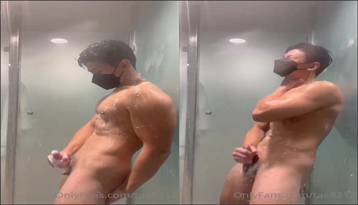 Tae8212 Cums Hard on Shower Wall in Solo Jerk