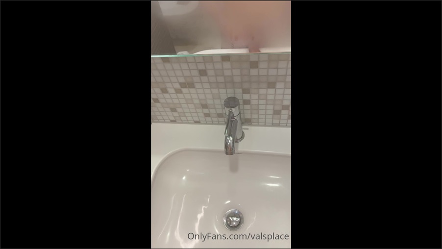 Home Shower Clean Ready to be Used with Valentin Mehinagic