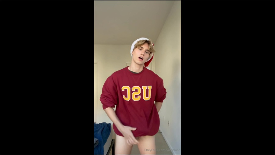 College boys celebrating Christmas - with Valentin Mehinagic (valsplace)