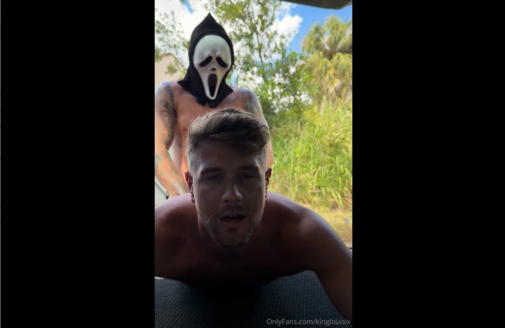 KingLouisIX and TampaTom - Halloween Car Fuck Outdoors