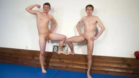 David Vazelino vs Milos Hek: Wrestling Leads to Jerking