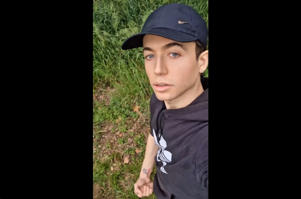 Fit Vegan Twink Jerks Off in Field