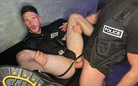 TenInchTopxxx and Harry Johnson Fuck The Police Hard