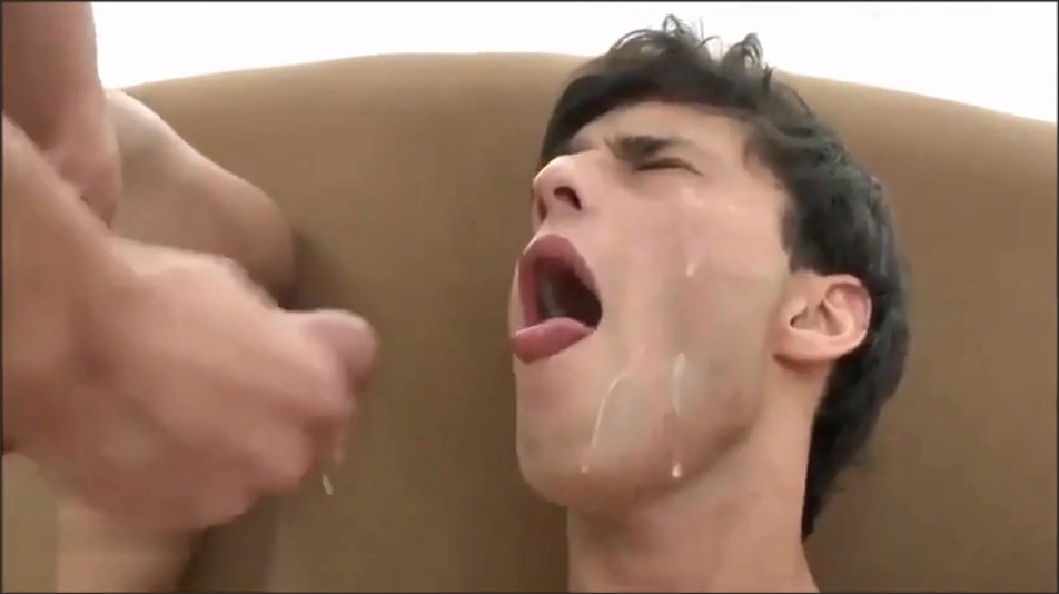 Twink Takes Huge Load to Face After Getting Fucked