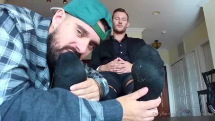 Casey Cooper worships Prince Maximus – OnlyGayPorn