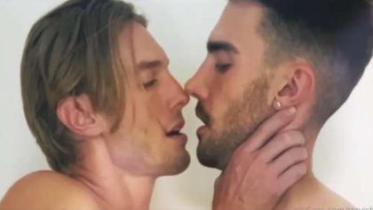 TEMPT – Jeff Kasser and Travis Bryant – Sensual kissing – OnlyGayPorn