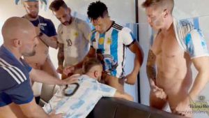 Campeoano Del Mundo – VictorOnee