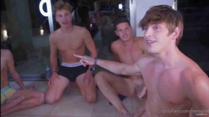 Kiss Or Strip – Reno Gold