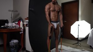 Quick workout in my underwear – Starboy.flexx (starboyflexx) – OnlyGayPorn