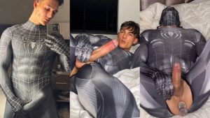 Levy Wilgen jerks off in a Spiderman costume with a dildo in his ass – OnlyGayPorn
