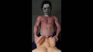 Troy jerks off in a Michael Myers mask – TroyxBrandt – Halloween Special – OnlyGayPorn