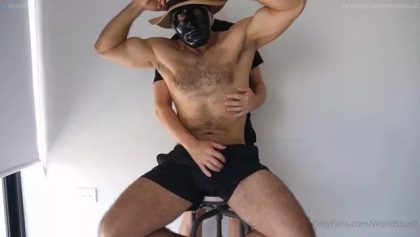 Jose gets milked – WorldStudZ – OnlyGayPorn