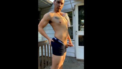 Jerking off outside and cumming on my shirt gregscake – OnlyGayPorn