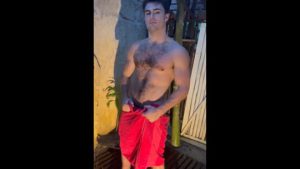 Having a quick shower outside – Levi Conely (leviconely) – OnlyGayPorn