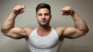 Flexing my biceps Dominick Nicolai dominicolai – OnlyGayPorn