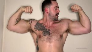 Flexing my big muscles Rex Brody officialrexbrody – OnlyGayPorn