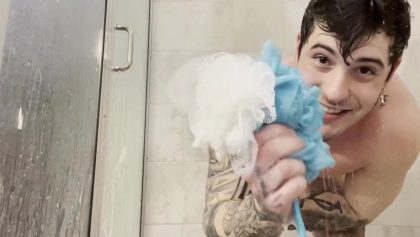 Having a shower and playing with my dick Derek Martin Deek Aesthetic – OnlyGayPorn