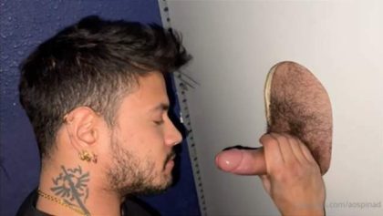 Alejo Ospina – Glory Hole – OnlyGayPorn