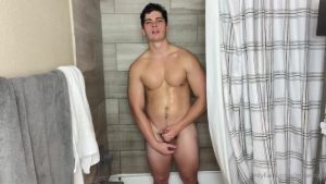 Jerking off after a shower Michael Wlodawsky m.samuel – OnlyGayPorn
