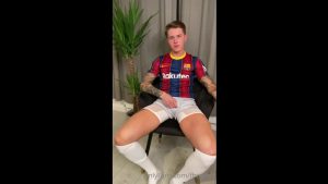 Jerking off after football practice Fboy Finn fboyfinn – OnlyGayPorn