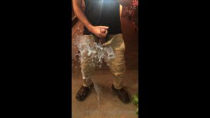 Jerking off and shooting a huge load over my mirror TXcumblaster – OnlyGayPorn