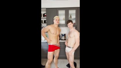 Malik Delgaty and Finn Harding fool around together and show off their naked body – OnlyGayPorn