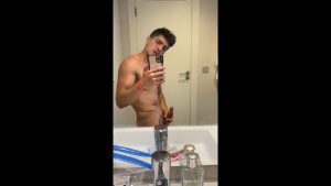 Quick solo jerk off before a shower Mark Tanner – OnlyGayPorn