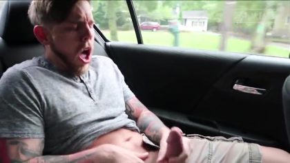 Risky Uber jerk off Steve Rickzhattrickz91 – OnlyGayPorn