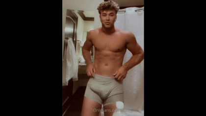Showing off my dick and trying on different underwear Nate Garner nategarner – OnlyGayPorn
