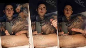 Jake Andrich (Jakipz) – Slow late night jerk off and cumming all over myself – OnlyGayPorn